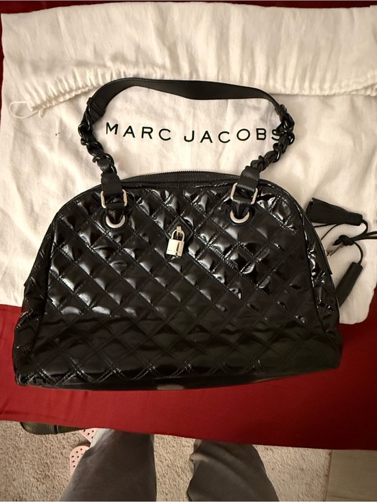 Marc Jacobs Handbags - Marc Jacobs Black Quilted Patent Shoulder Satchel